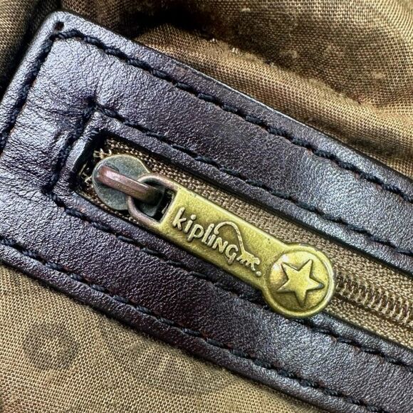 Vintage Kipling Joanne Satchel Bag - City Collection - 8” x 6” x 9.5” - Picture 6 of 16